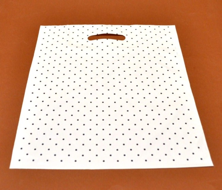 0031 - 1 kropki czar.JPG